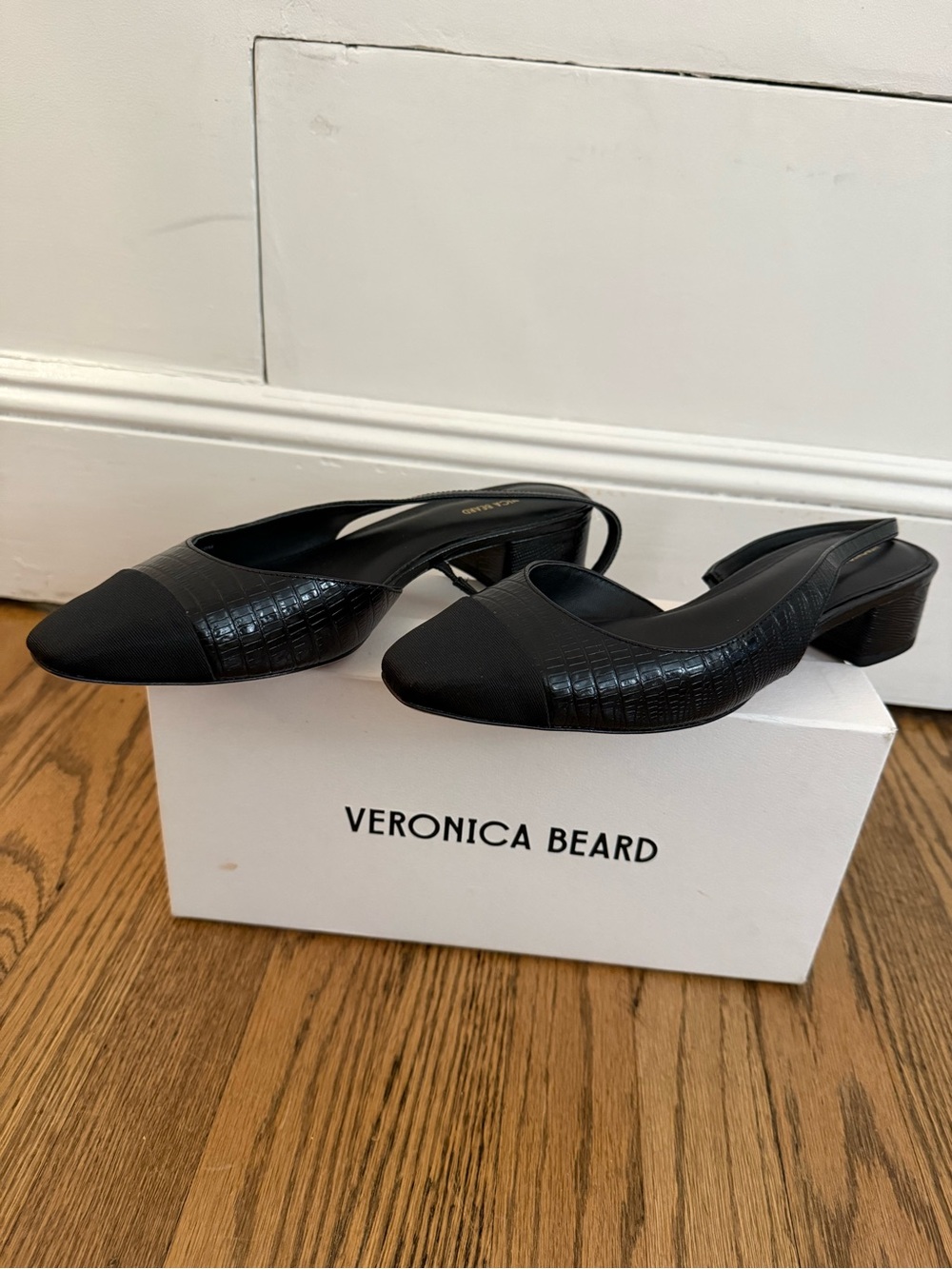NIB- Veronica Beard Black Croc-Trim Slingback Mules-